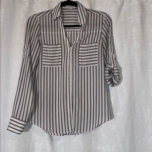 Long sleeve button up express shirt!
